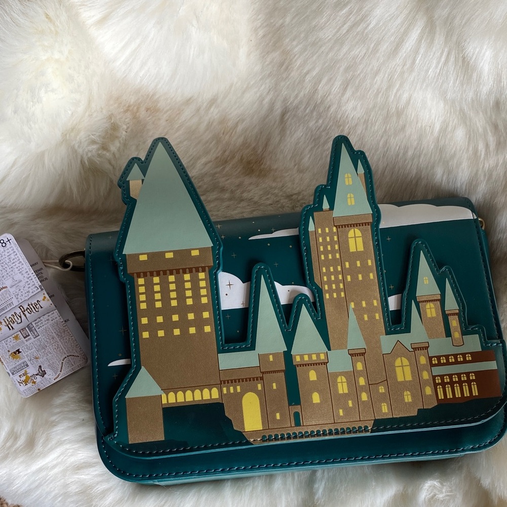Loungefly Warner Bros. Teal and Gold Hogwarts Castle Clutch